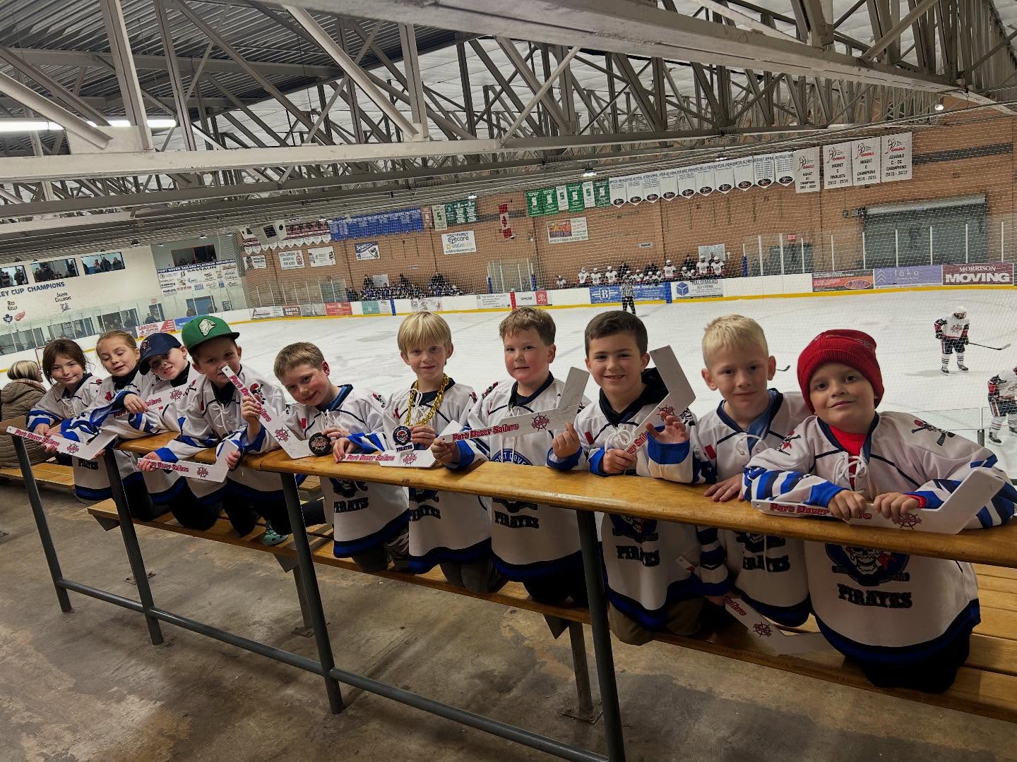We were thrilled to have the U9 Port Dover Pirates come out to our last home game on Sunday December 7th to cheer us on! The Sailors pushed the game into overtime and ended up with a 4-5 loss to the Blues. 

Thanks to the U9 Pirates for bringing the positive vibes and cheering us on. We hope to see you out to watch again soon! #portdover #communitystrong #portdoverminorhockey #portdoversailors #juniorhockey @port_dover_minor_hockey
